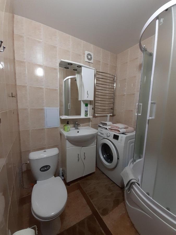 Двокімнатна Apartment Shepetivka Ngoại thất bức ảnh