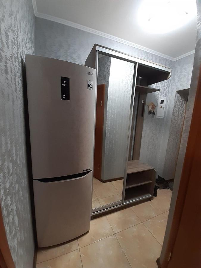 Двокімнатна Apartment Shepetivka Ngoại thất bức ảnh