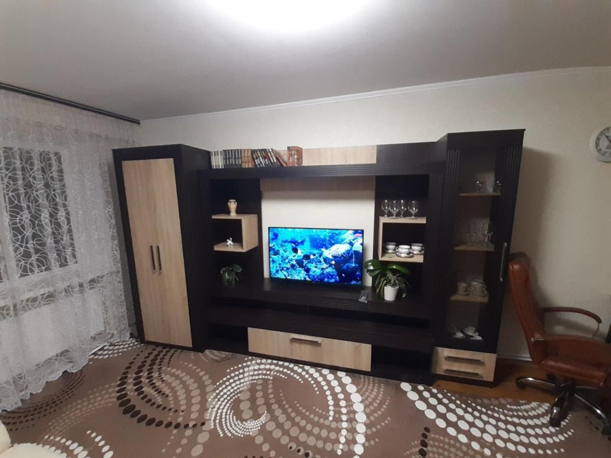 Двокімнатна Apartment Shepetivka Ngoại thất bức ảnh
